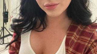 Brazzers – Macey Jade In Hole In The Wall 2