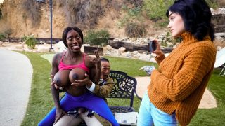 Brazzers – Nasty Old Bench Flasher Meets Thirsty Jogging Nymph