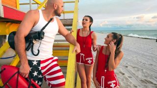 Brazzers – Horny Lifeguards Share A Cock