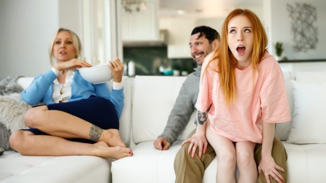 Dilfed – College Girl Wants Cum