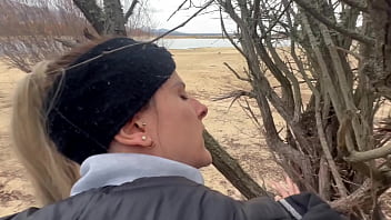 Frozen Lake Fuck: Icy Public Pleasure