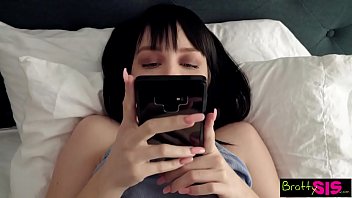 Is That Your Cock? Step Sister Gets Fucked After Discovering Step Brother’s Dick Pic S13:e6