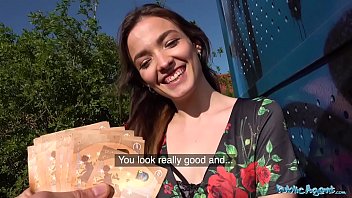 Tattooed Temptress Kylie Nymphette Gets Her Public Creampie Under Open Skies