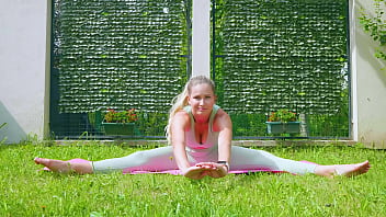 Bend Over Barefoot: Stella Cardo’s Wild Outdoor Yoga Session