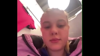 Wet And Wild Public Fuck: Squirting In The Changing Room Live Stream